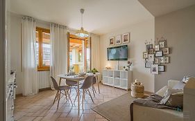 Prestige Romantic Apartment